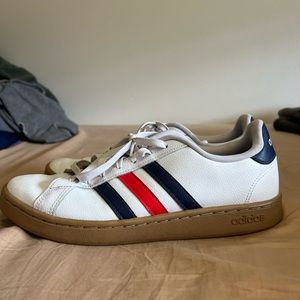 Adidas Grand Court sneakers